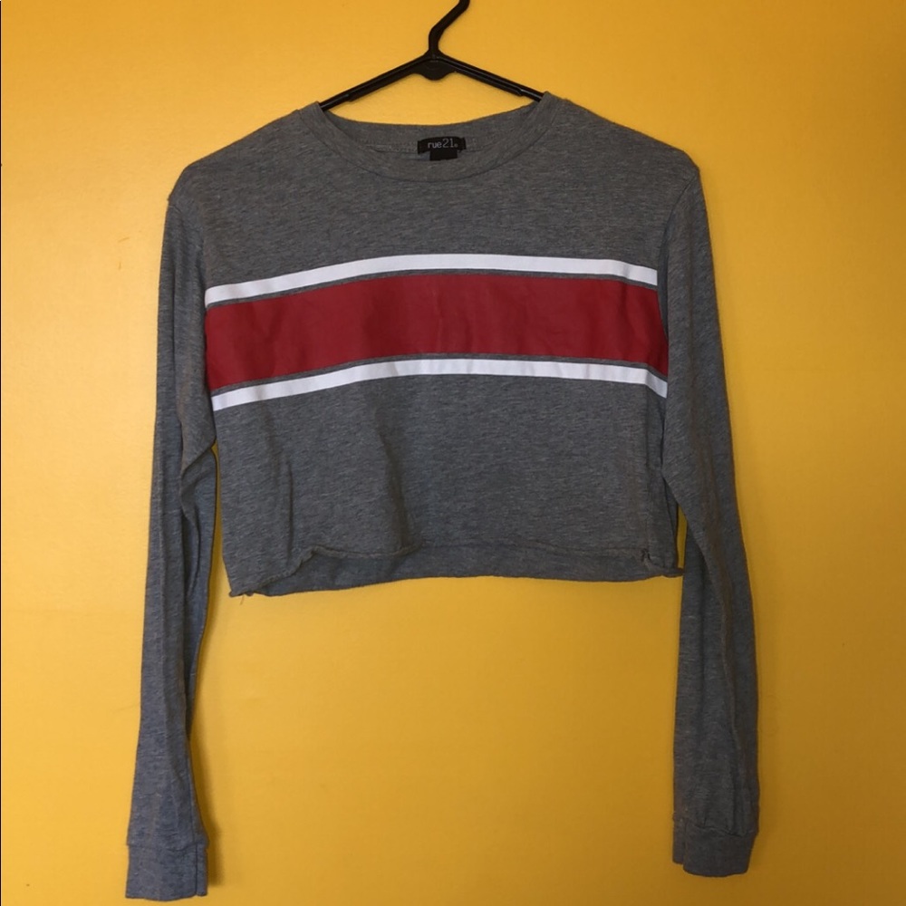 cropped long sleeve shirt